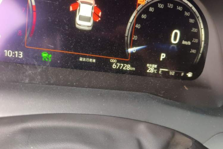 Used Toyota Camry 2021 2.5Q Flagship Edition Odometer Close Up