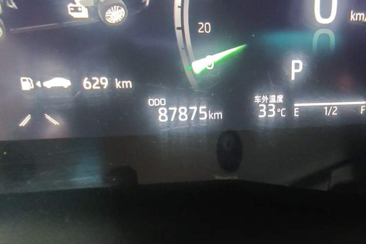 Used Toyota Camry 2021 Dual-Motor 2.5HG Luxury Edition Odometer Close Up
