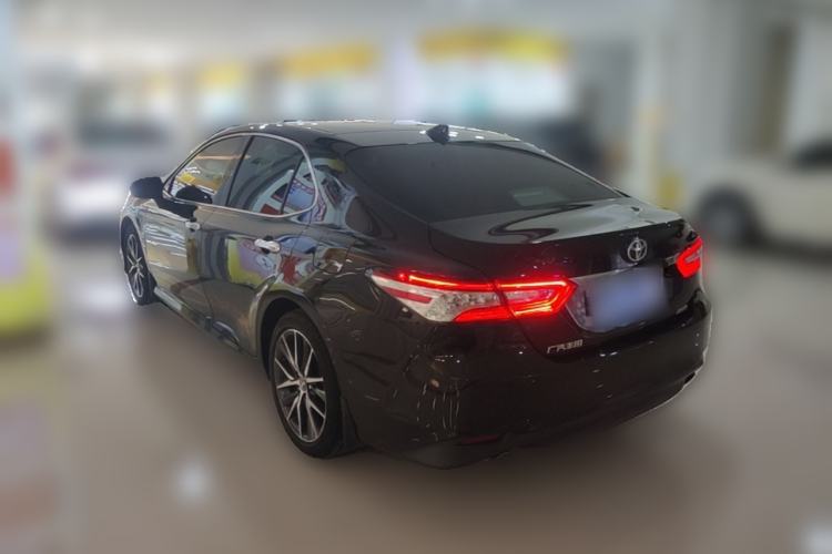 Used Toyota Camry 2021 2.5G Luxury Edition Rear Left 45 Deg
