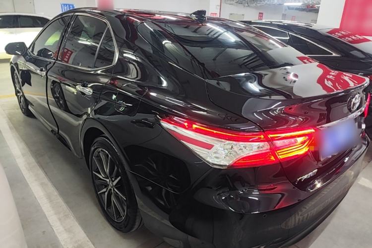 Used Toyota Camry 2021 2.5G Luxury Edition Rear Left 45 Deg