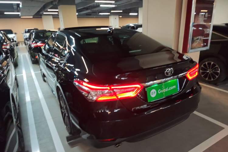 Used Toyota Camry 2021 2.5G Luxury Edition Rear Left 45 Deg