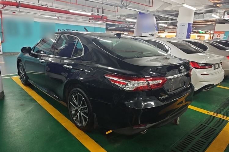 Used Toyota Camry 2021 2.5G Luxury Edition Rear Left 45 Deg