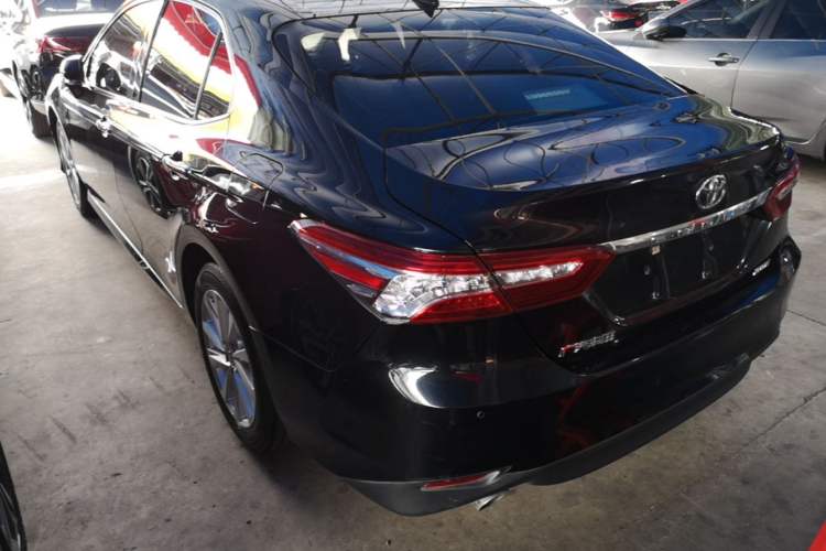 Used Toyota Camry 2021 2.0G Luxury Edition Rear Left 45 Deg