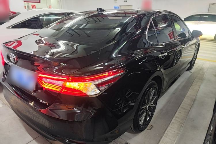 Used Toyota Camry 2021 2.5G Luxury Edition Rear Right 45 Deg