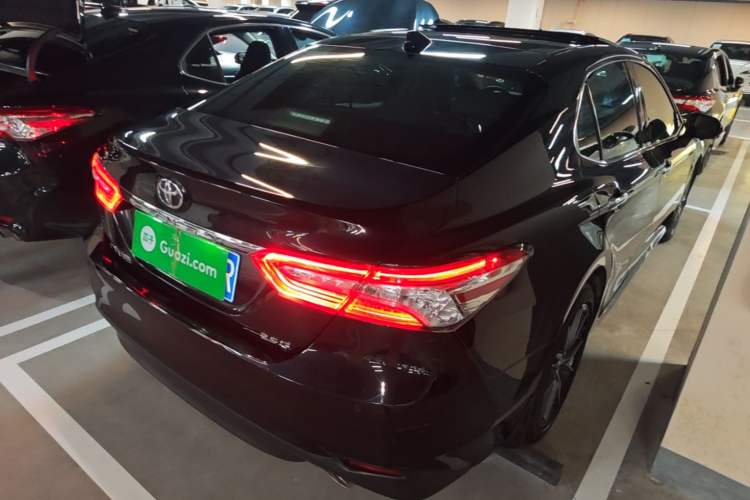 Used Toyota Camry 2021 2.5G Luxury Edition Rear Right 45 Deg