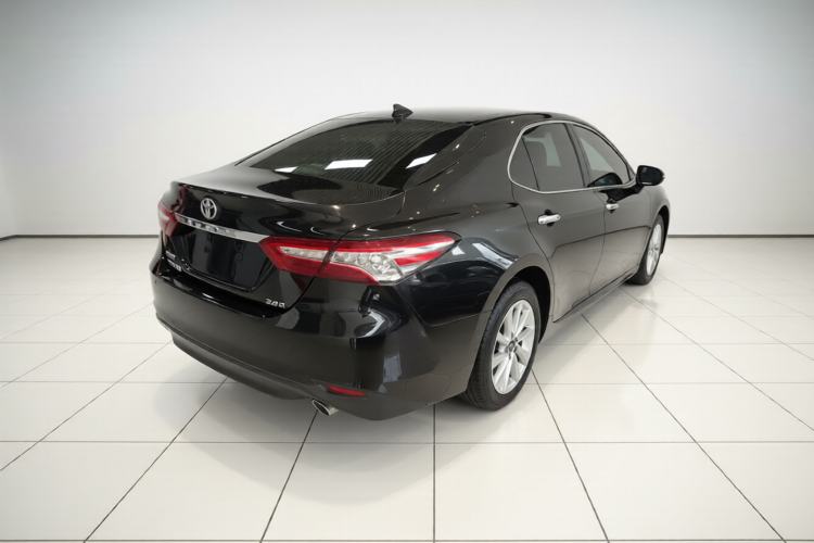 Used Toyota Camry 2021 2.0G Luxury Edition Rear Right 45 Deg