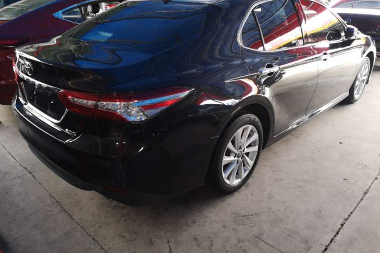 Used Toyota Camry 2021 2.0G Luxury Edition Rear Right 45 Deg