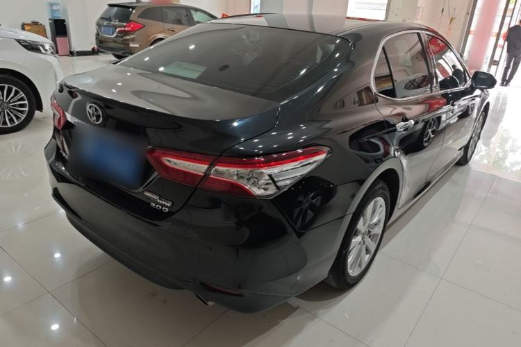 Used Toyota Camry 2021 2.0G Luxury Edition Rear Right 45 Deg