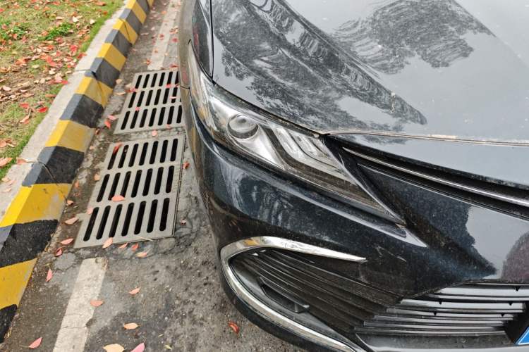 Used Toyota Camry 2021 2.0G Luxury Edition Right Front Headlight