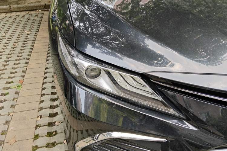 Used Toyota Camry 2021 2.5G Luxury Edition Right Front Headlight