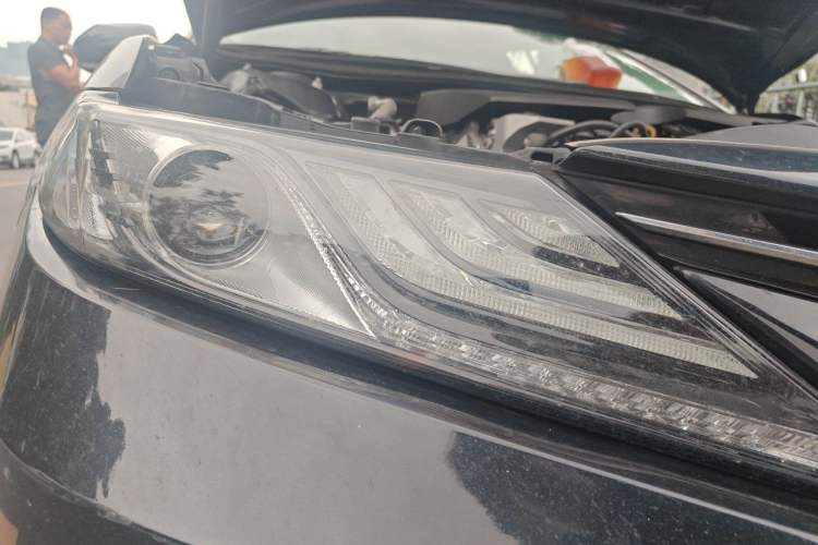 Used Toyota Camry 2021 2.0G Luxury Edition Right Front Headlight
