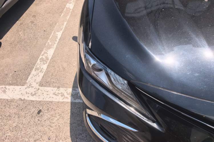 Used Toyota Camry 2021 2.5G Luxury Edition Right Front Headlight
