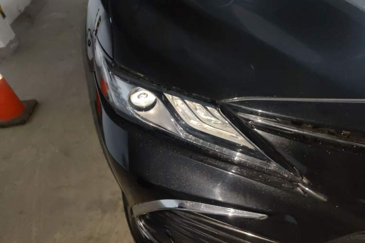 Used Toyota Camry 2021 2.5G Luxury Edition Right Front Headlight