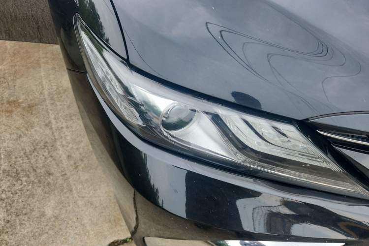 Used Toyota Camry 2021 2.0G Luxury Edition Right Front Headlight