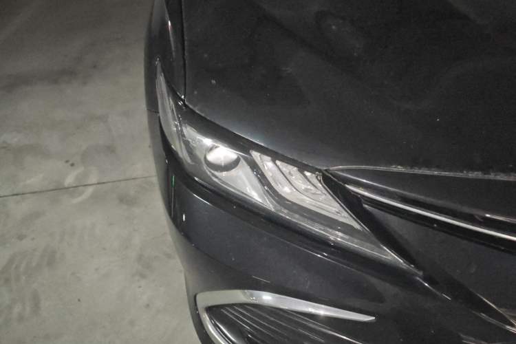 Used Toyota Camry 2021 2.0G Luxury Edition Right Front Headlight