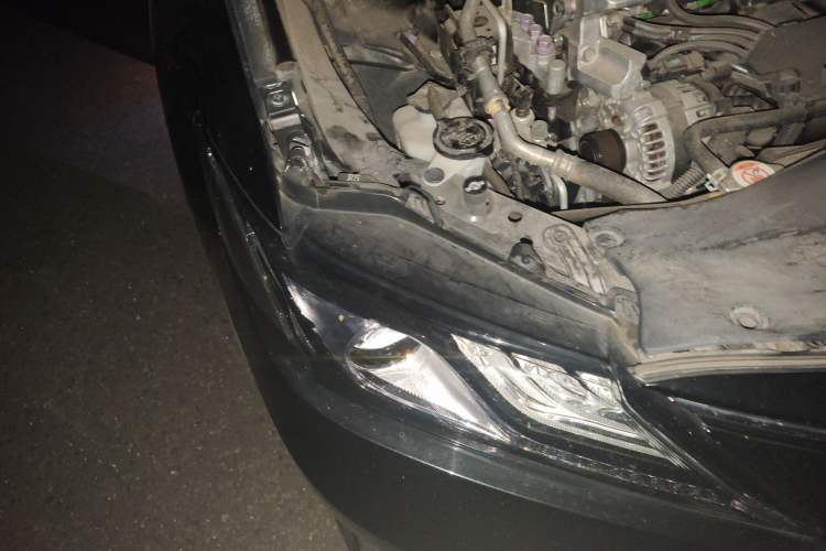Used Toyota Camry 2021 2.5G Luxury Edition Right Front Headlight