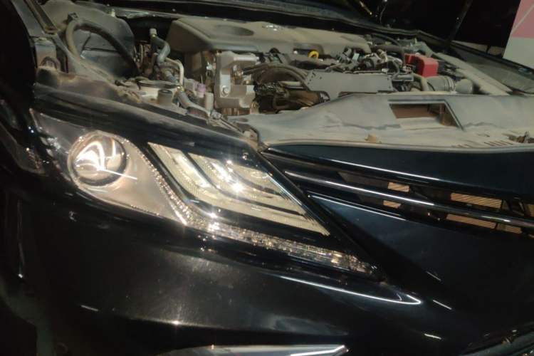 Used Toyota Camry 2021 2.5G Luxury Edition Right Front Headlight