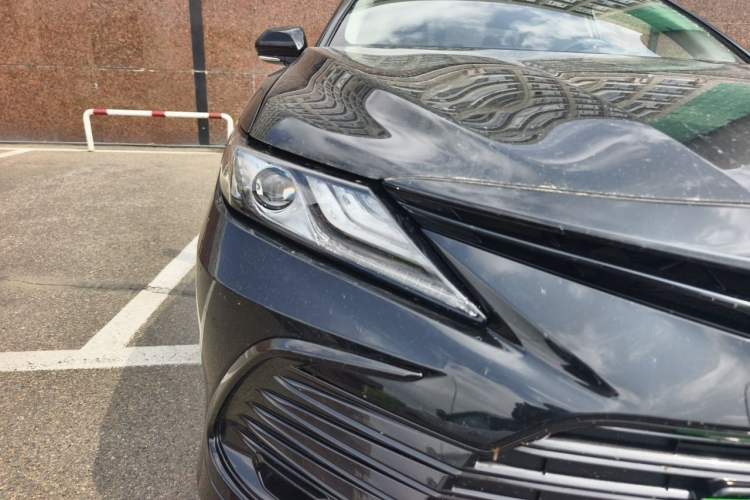 Used Toyota Camry 2021 2.0G Luxury Edition Right Front Headlight