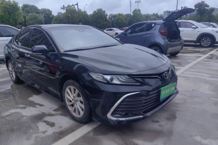 Used Toyota Camry 2021 2.0G Luxury Edition Right Front Headlight