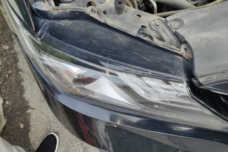 Used Toyota Camry 2021 2.0G Luxury Edition Right Front Headlight