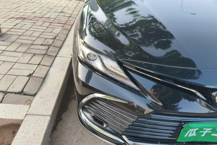 Used Toyota Camry 2021 2.5G Luxury Edition Right Front Headlight