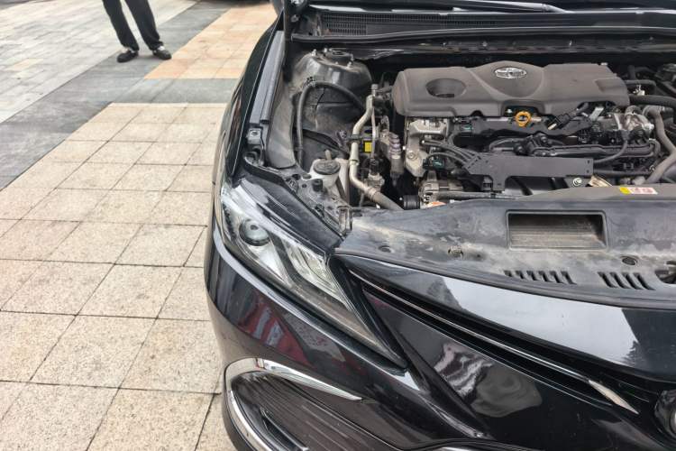 Used Toyota Camry 2021 2.5G Luxury Edition Right Front Headlight