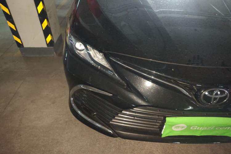 Used Toyota Camry 2021 2.5G Luxury Edition Right Front Headlight
