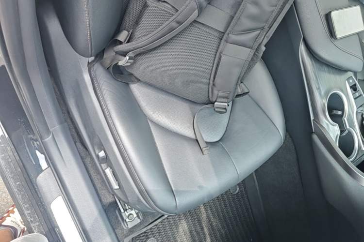 Used Toyota Camry 2021 2.0G Luxury Edition Right Front Seat
