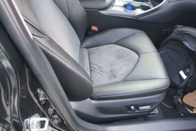 Used Toyota Camry 2021 2.0S FENGSHANG Edition Right Front Seat