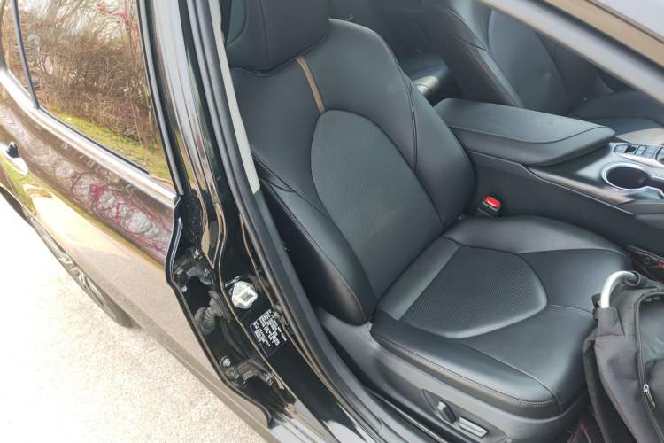 Used Toyota Camry 2021 Dual-Motor 2.5HG Luxury Edition Right Front Seat