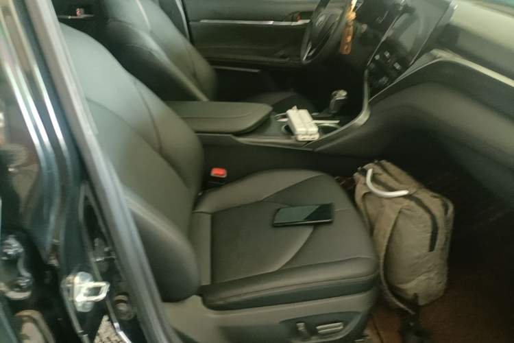 Used Toyota Camry 2021 Dual-Motor 2.5HG Luxury Edition Right Front Seat