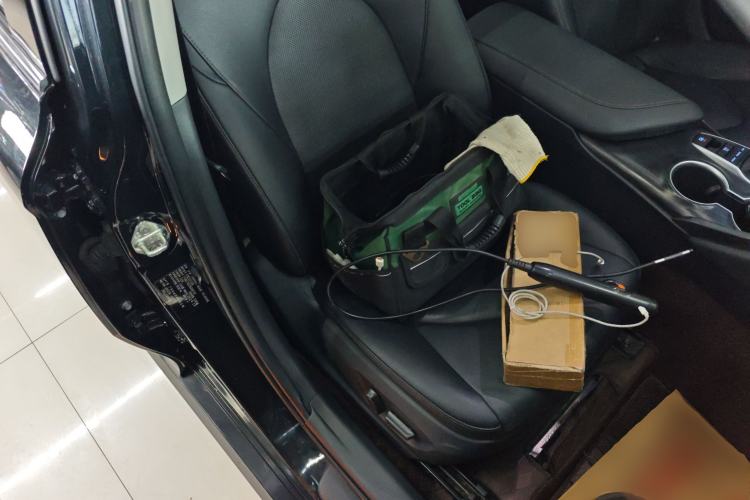 Used Toyota Camry 2021 2.5G Luxury Edition Right Front Seat