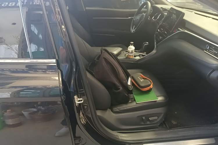 Used Toyota Camry 2021 2.0G Luxury Edition Right Front Seat