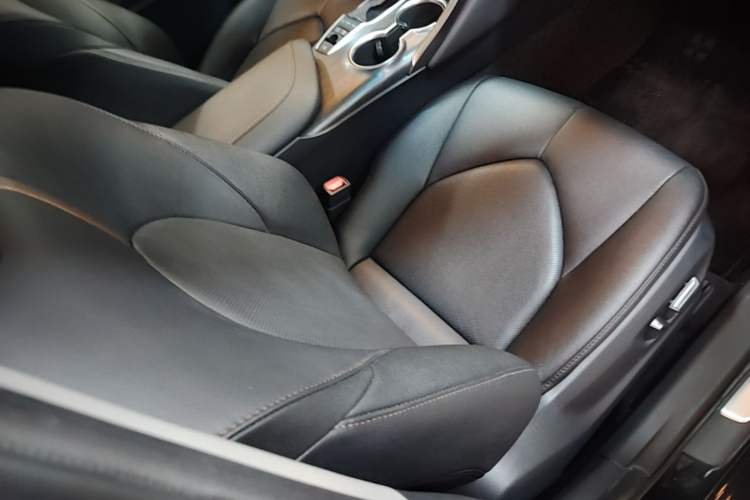 Used Toyota Camry 2021 Dual-Motor 2.5HG Luxury Edition Right Front Seat