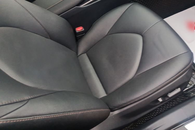 Used Toyota Camry 2021 2.5G Luxury Edition Right Front Seat