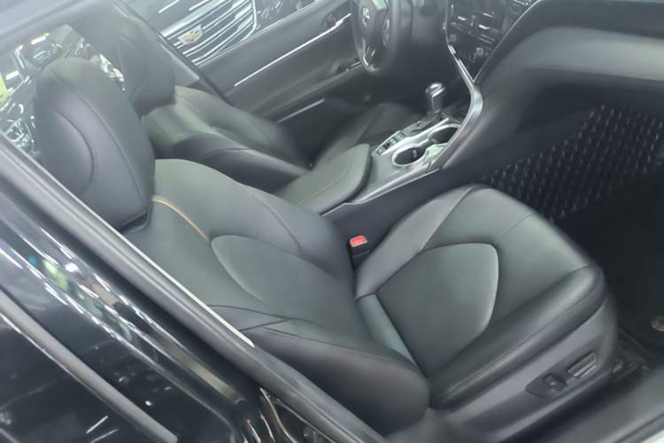 Used Toyota Camry 2021 Dual-Motor 2.5HG Luxury Edition Right Front Seat