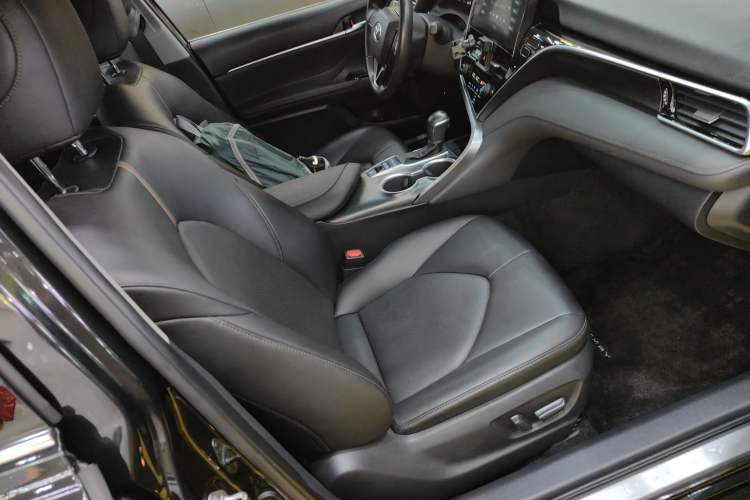 Used Toyota Camry 2021 Dual-Motor 2.5HG Luxury Edition Right Front Seat
