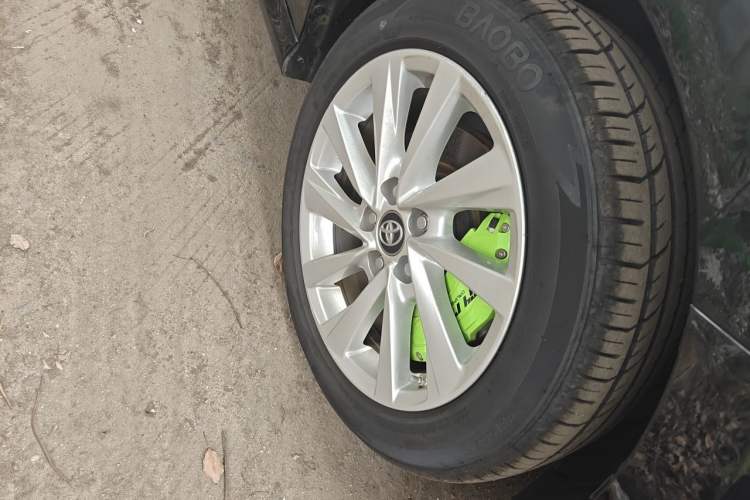 Used Toyota Camry 2021 2.0G Luxury Edition Right Front Wheel Hub