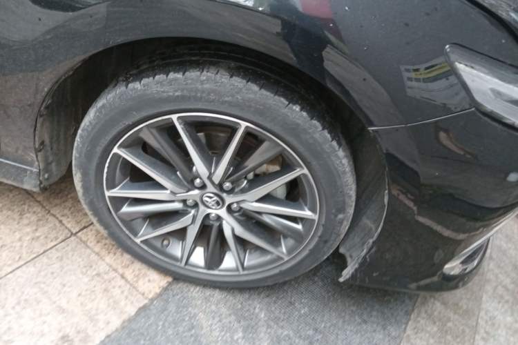 Used Toyota Camry 2021 2.5G Luxury Edition Right Front Wheel Hub