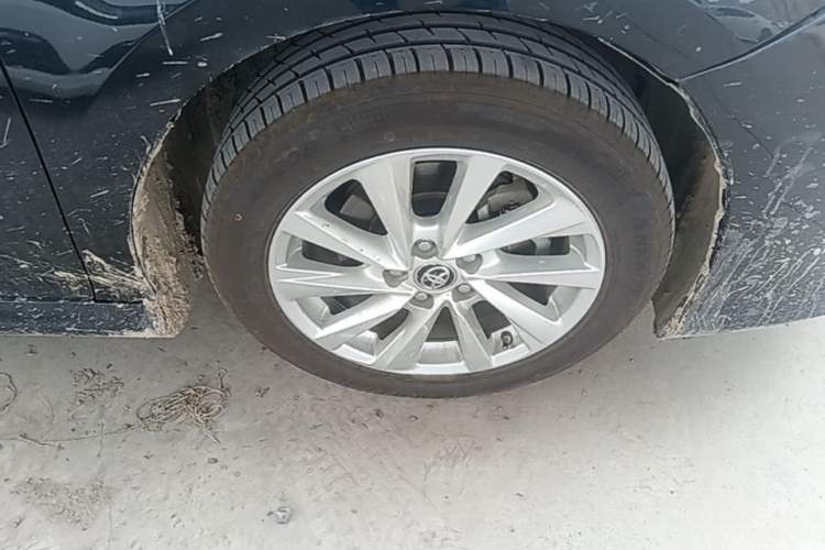 Used Toyota Camry 2021 2.0G Luxury Edition Right Front Wheel Hub