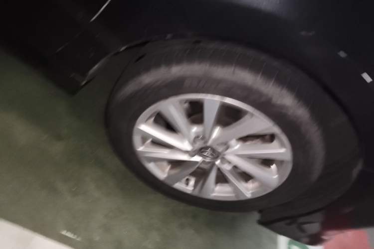 Used Toyota Camry 2021 2.0G Luxury Edition Right Front Wheel Hub