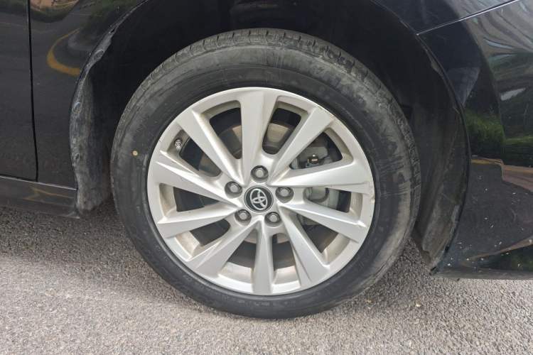 Used Toyota Camry 2021 Dual-Motor 2.5 HGVP Leading Edition Right Front Wheel Hub