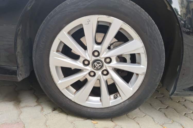 Used Toyota Camry 2021 2.0G Luxury Edition Right Front Wheel Hub