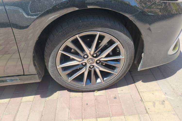 Used Toyota Camry 2021 2.5G Luxury Edition Right Front Wheel Hub