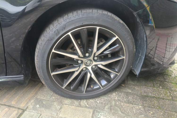 Used Toyota Camry 2021 2.5S Fēngshàng Edition Right Front Wheel Hub
