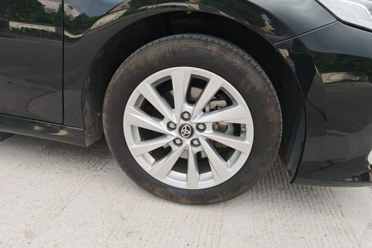 Used Toyota Camry 2021 Dual-Motor 2.5 HGVP Leading Edition Right Front Wheel Hub