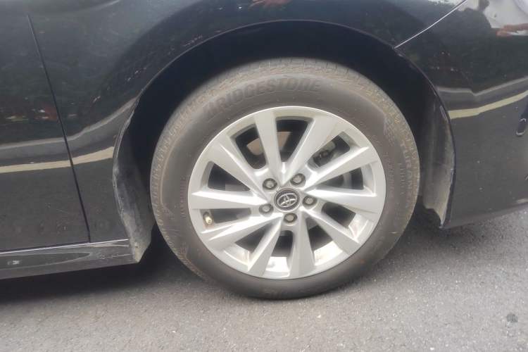 Used Toyota Camry 2021 2.0G Luxury Edition Right Front Wheel Hub