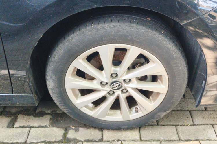 Used Toyota Camry 2021 2.0G Luxury Edition Right Front Wheel Hub