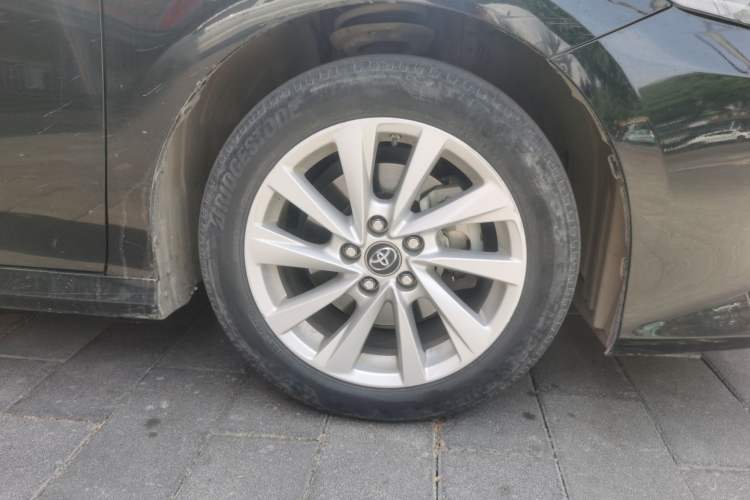 Used Toyota Camry 2021 2.0G Luxury Edition Right Front Wheel Hub
