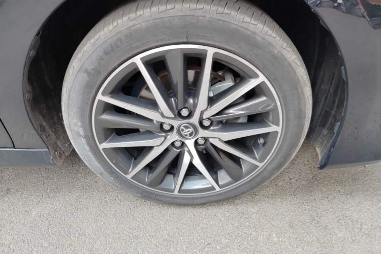 Used Toyota Camry 2021 Dual-Motor 2.5 HGVP Leading Edition Right Front Wheel Hub